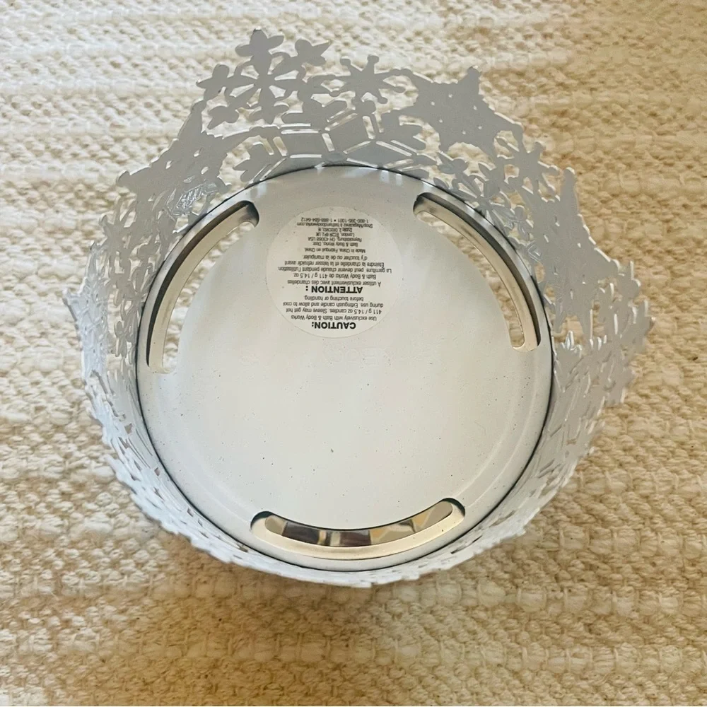 NEW BATH & BODY WORKS 3 Wick Candle Holder - Picture 4 of 5